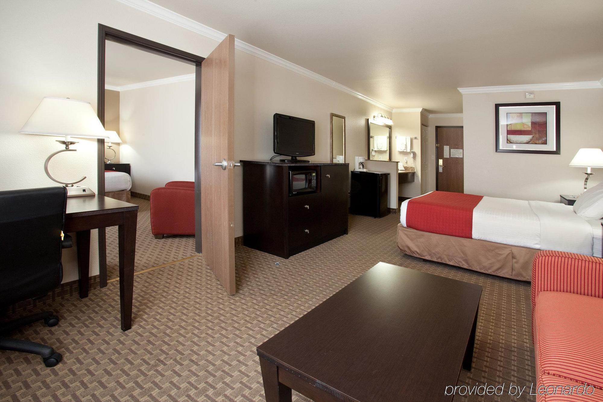 Hotel La Quinta By Wyndham 3*